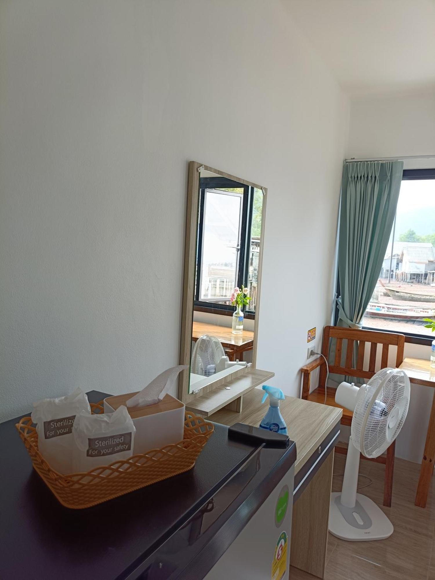 Poohry Seaview Leilighet Ko Lanta Eksteriør bilde